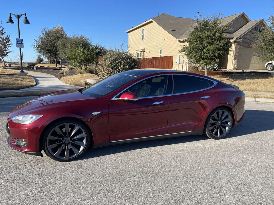 2012 Tesla Model S - Image 8 of 31