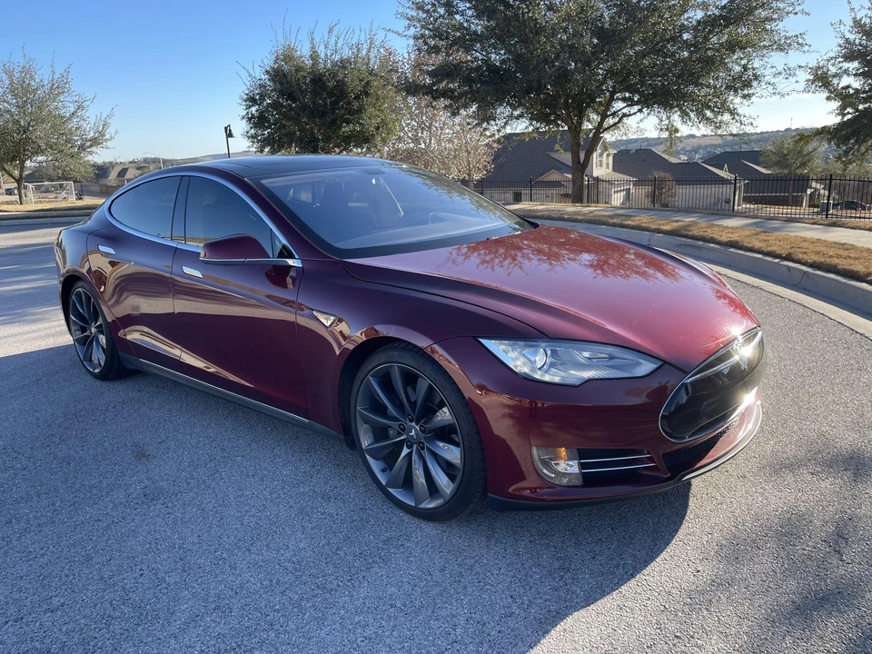 2012 Tesla Model S - Image 15 of 31