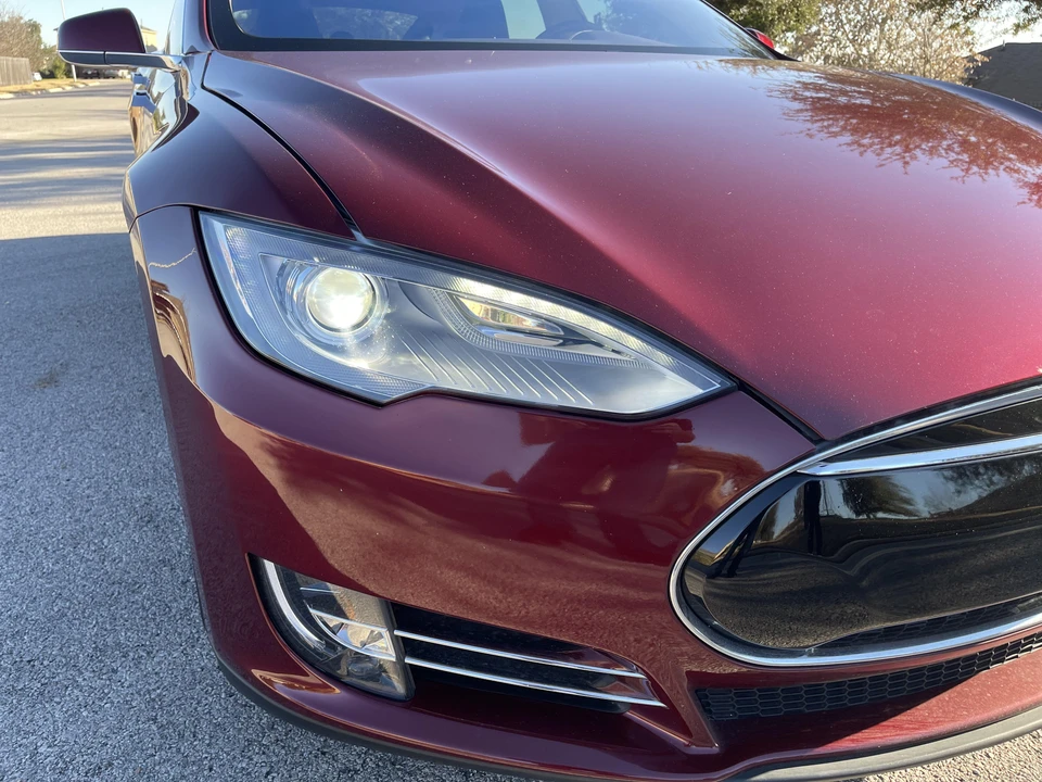2012 Tesla Model S - Image 18 of 31