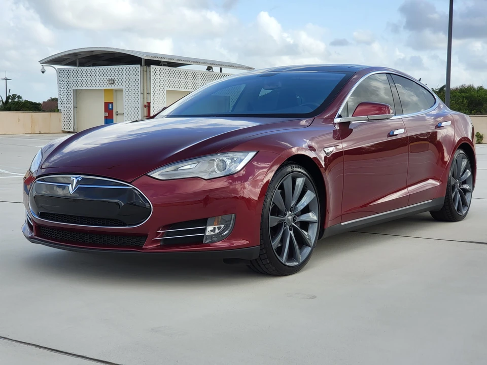 2012 Tesla Model S - Image 9 of 31