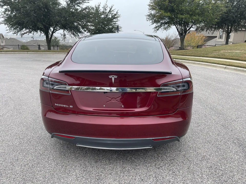 2012 Tesla Model S - Image 13 of 31