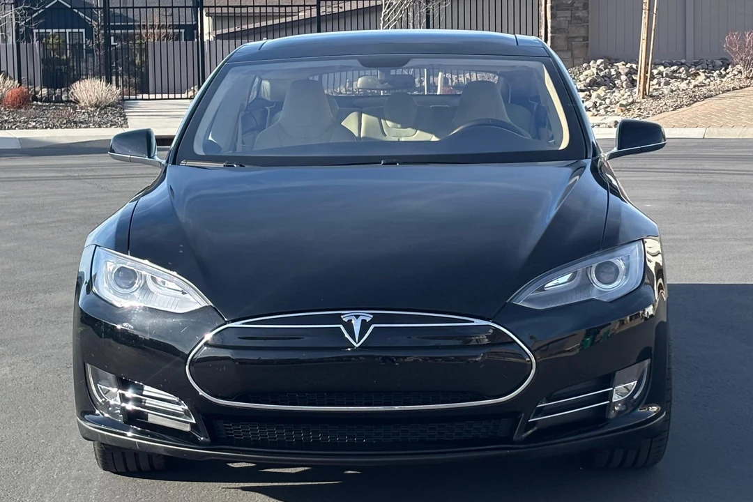 2012 Tesla Model S - Image 2 of 31