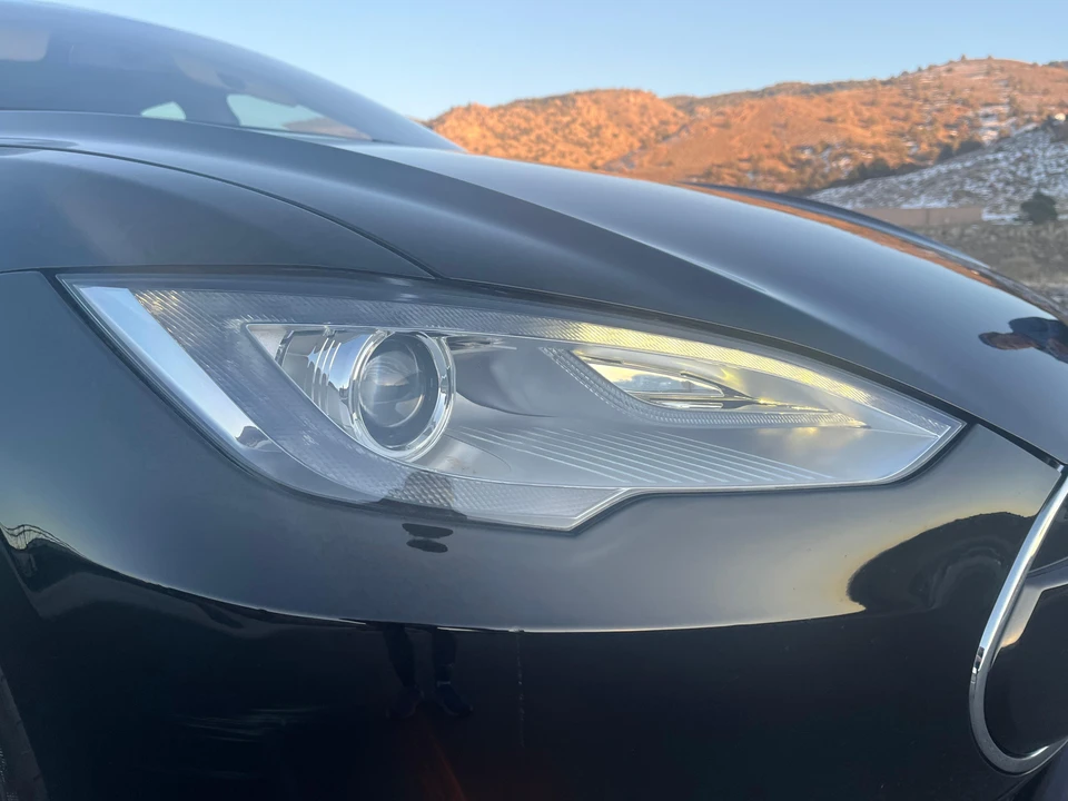 2012 Tesla Model S - Image 18 of 31