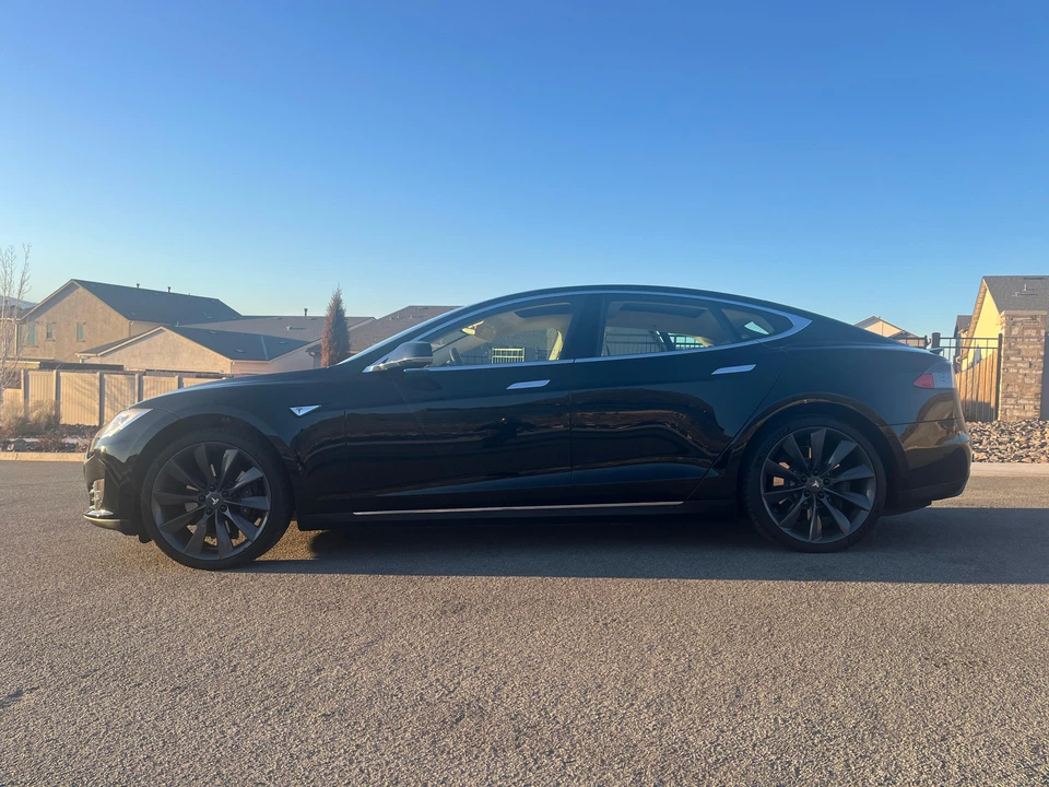 2012 Tesla Model S - Image 9 of 31