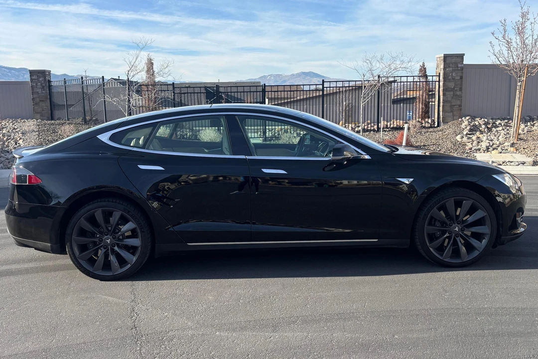2012 Tesla Model S - Image 3 of 31