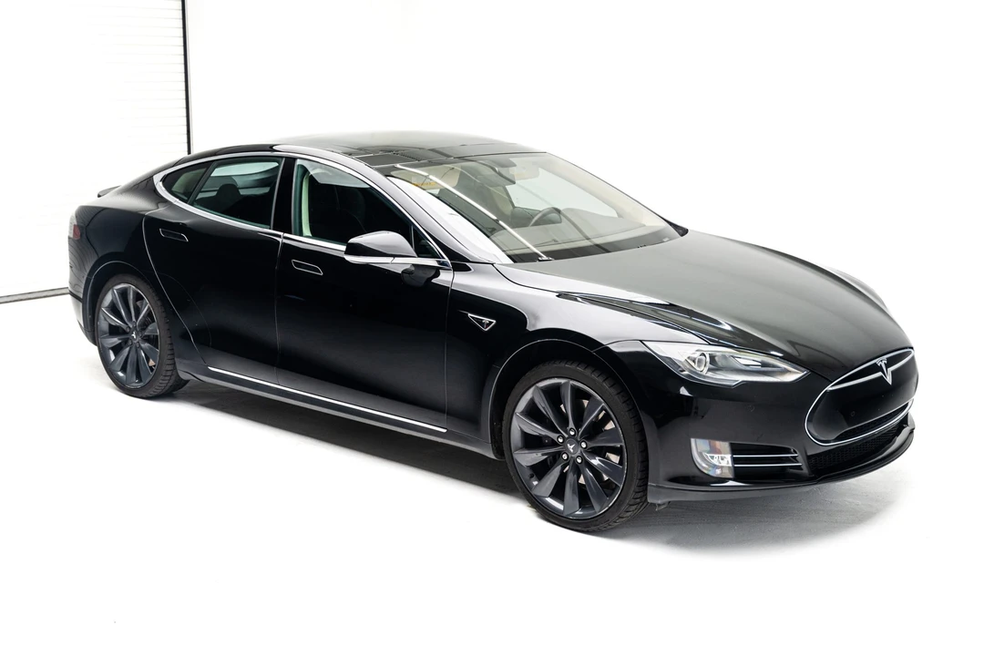 2012 Tesla Model S - Image 17 of 31