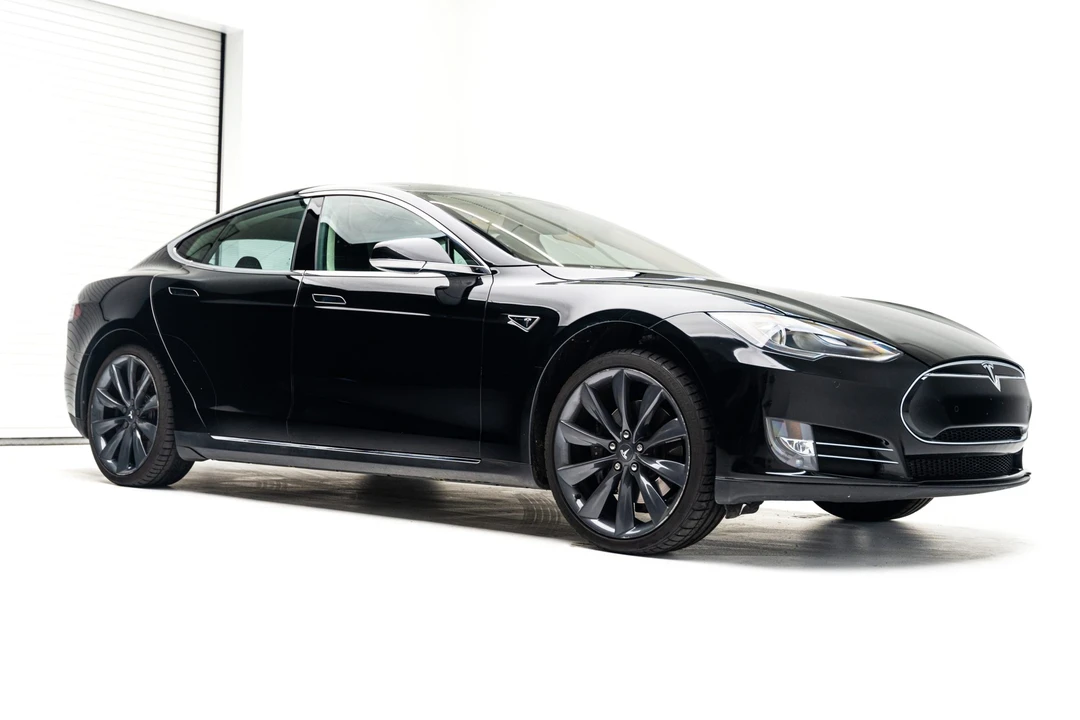 2012 Tesla Model S - Image 18 of 31
