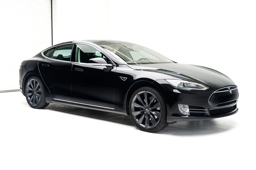 2012 Tesla Model S - Image 19 of 31