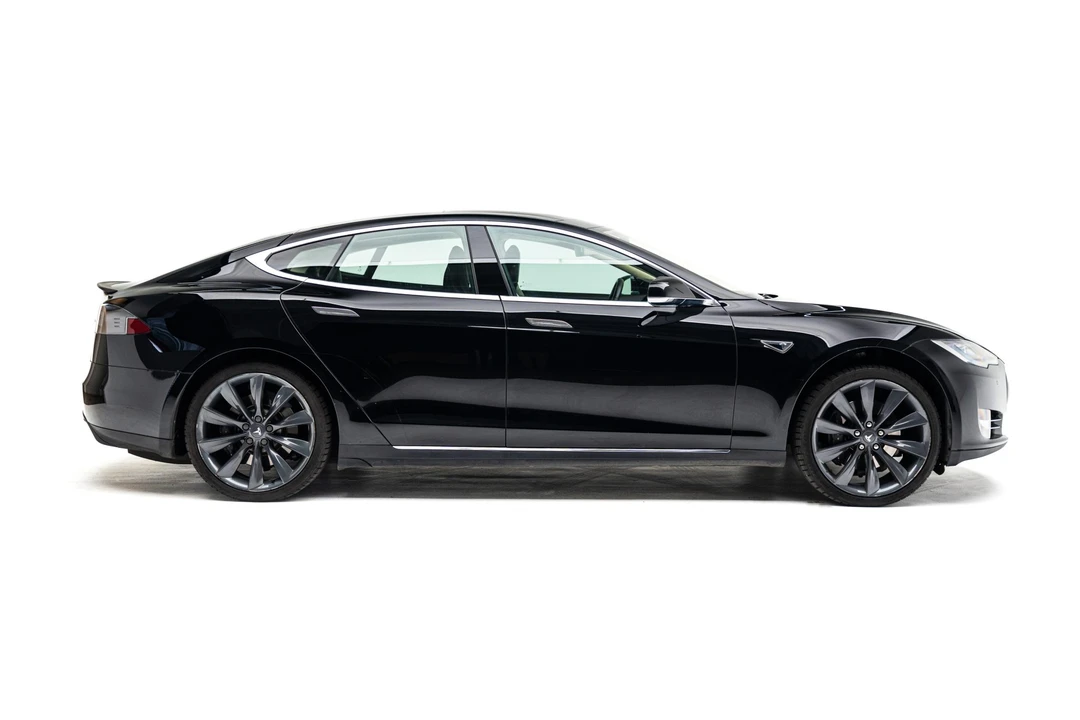 2012 Tesla Model S - Image 15 of 31