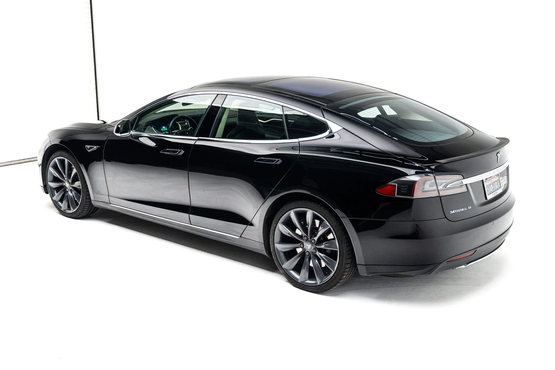 2012 Tesla Model S - Image 7 of 31