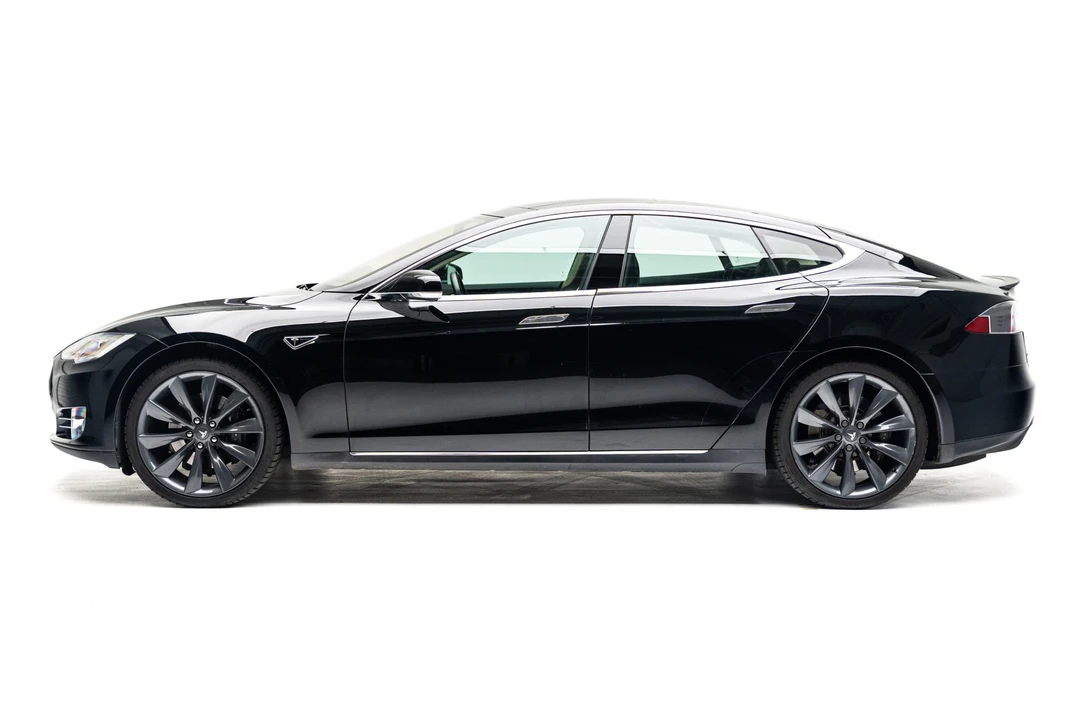 2012 Tesla Model S - Image 5 of 31