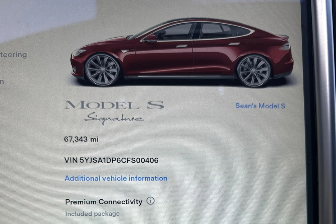 2012 Tesla Model S - Image 25 of 31