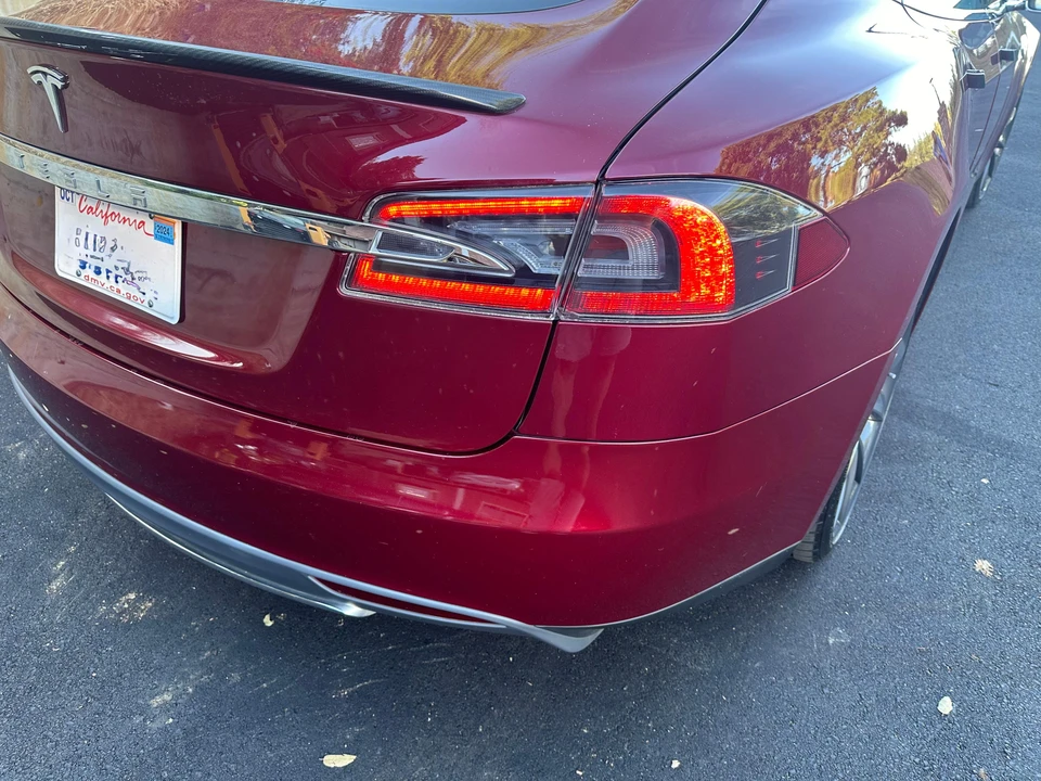 2012 Tesla Model S - Image 14 of 31