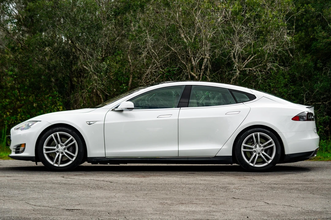 2012 Tesla Model S - Image 3 of 31