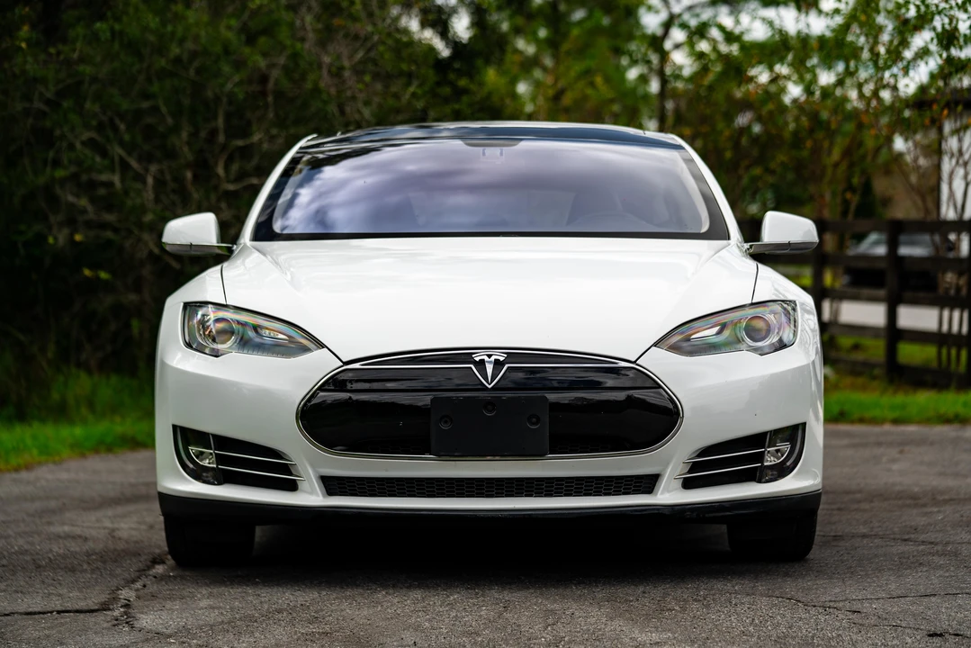 2012 Tesla Model S - Image 6 of 31