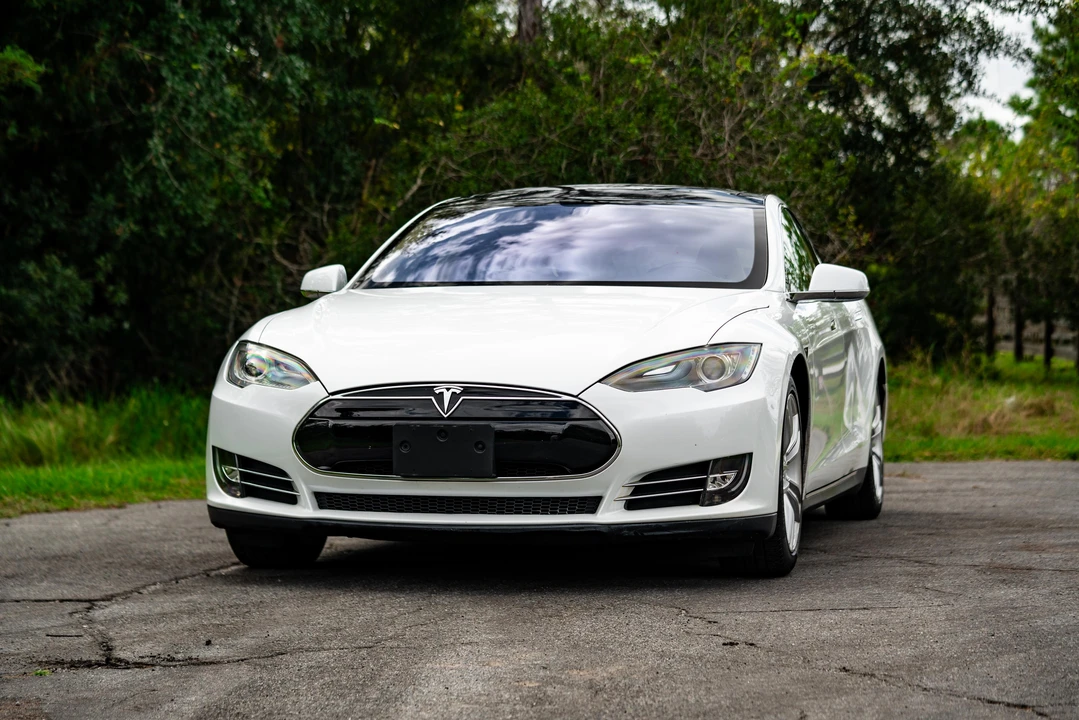 2012 Tesla Model S - Image 7 of 31