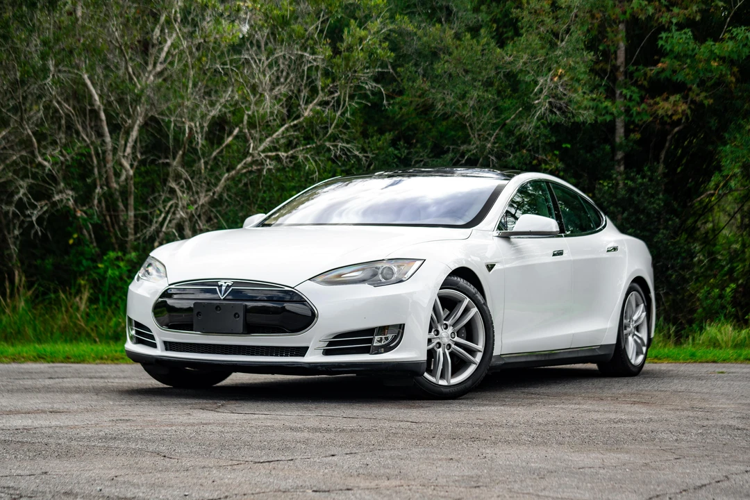 2012 Tesla Model S - Image 9 of 31