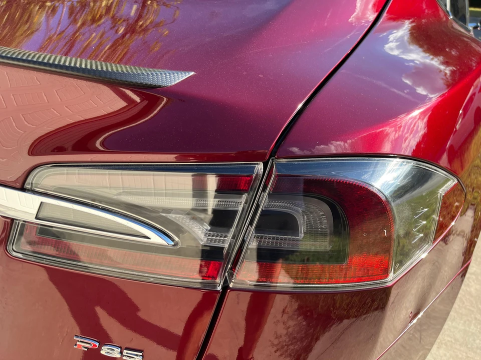 2012 Tesla Model S - Image 21 of 31