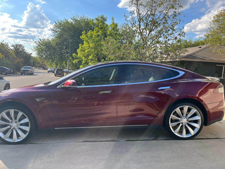 2012 Tesla Model S - Image 18 of 31