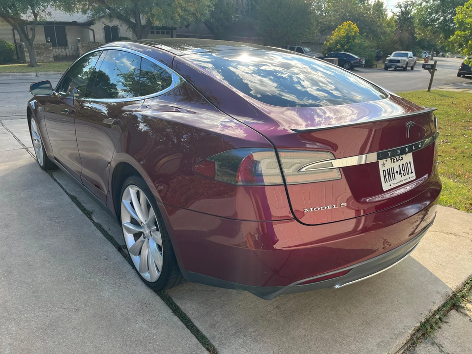 2012 Tesla Model S - Image 10 of 31