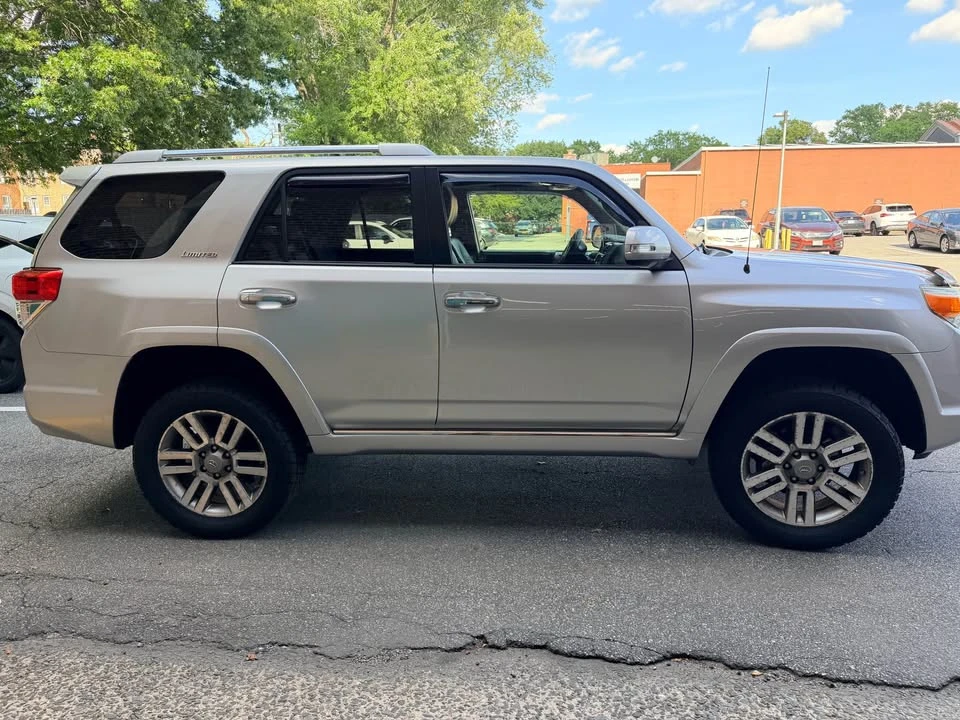2012 Toyota 4Runner 5th Gen - Image 6 of 20