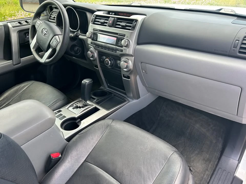 2012 Toyota 4Runner 5th Gen - Image 10 of 16