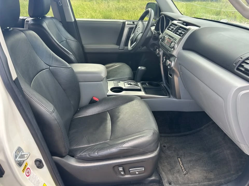 2012 Toyota 4Runner 5th Gen - Image 11 of 16