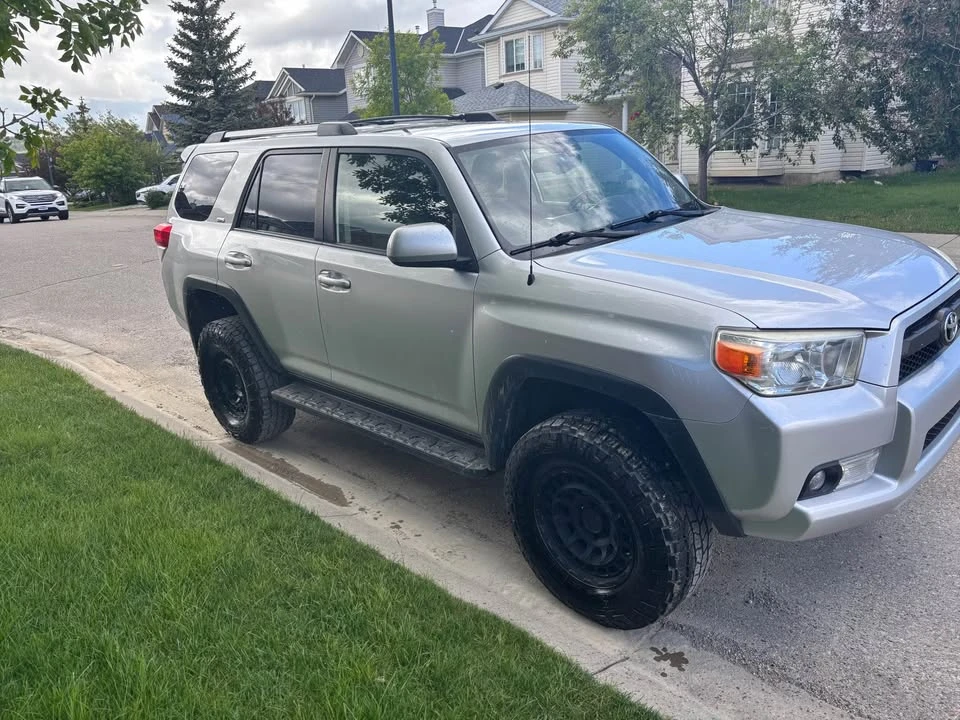 2012 Toyota 4Runner 5th Gen - Image 3 of 20