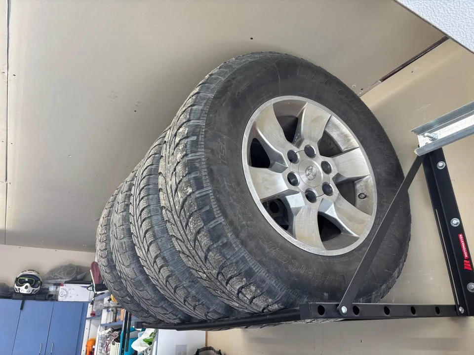 2012 Toyota 4Runner 5th Gen - Image 15 of 20