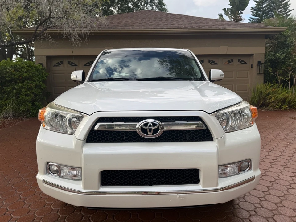 2012 Toyota 4Runner 5th Gen - Image 8 of 21