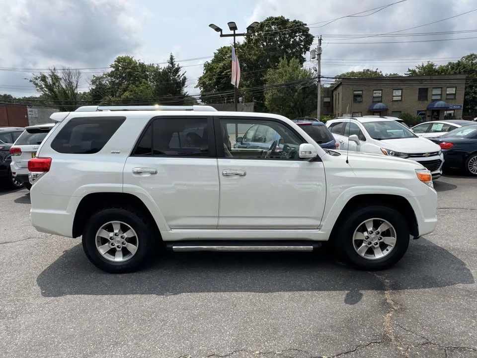 2012 Toyota 4Runner 5th Gen - Image 4 of 17