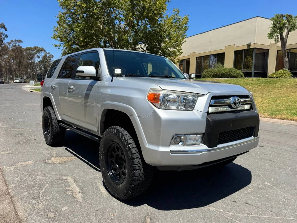 2012 Toyota 4Runner 5th Gen - Image 2 of 11