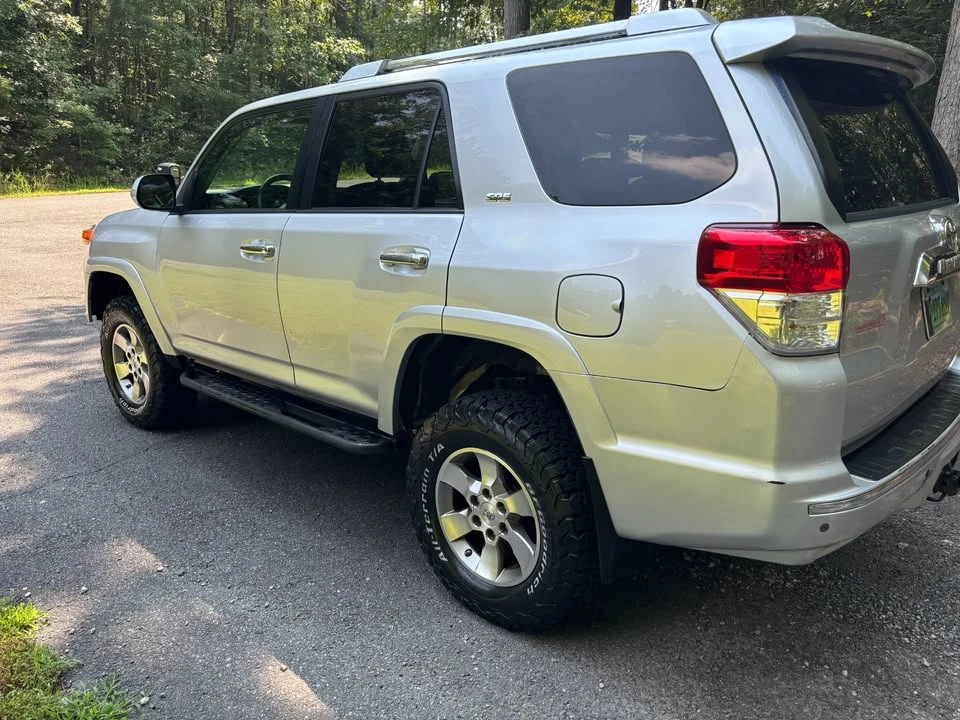 2012 Toyota 4Runner 5th Gen - Image 8 of 16