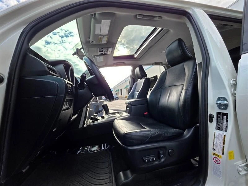 2012 Toyota 4Runner 5th Gen - Image 13 of 21