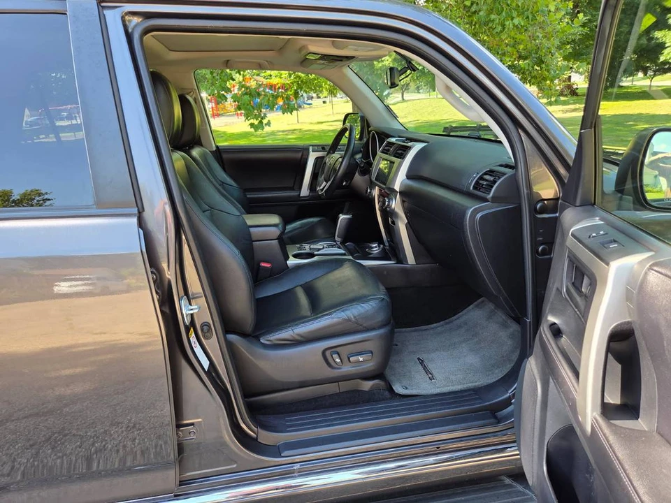 2012 Toyota 4Runner 5th Gen - Image 19 of 23