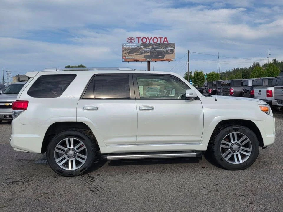 2012 Toyota 4Runner 5th Gen - Image 5 of 20