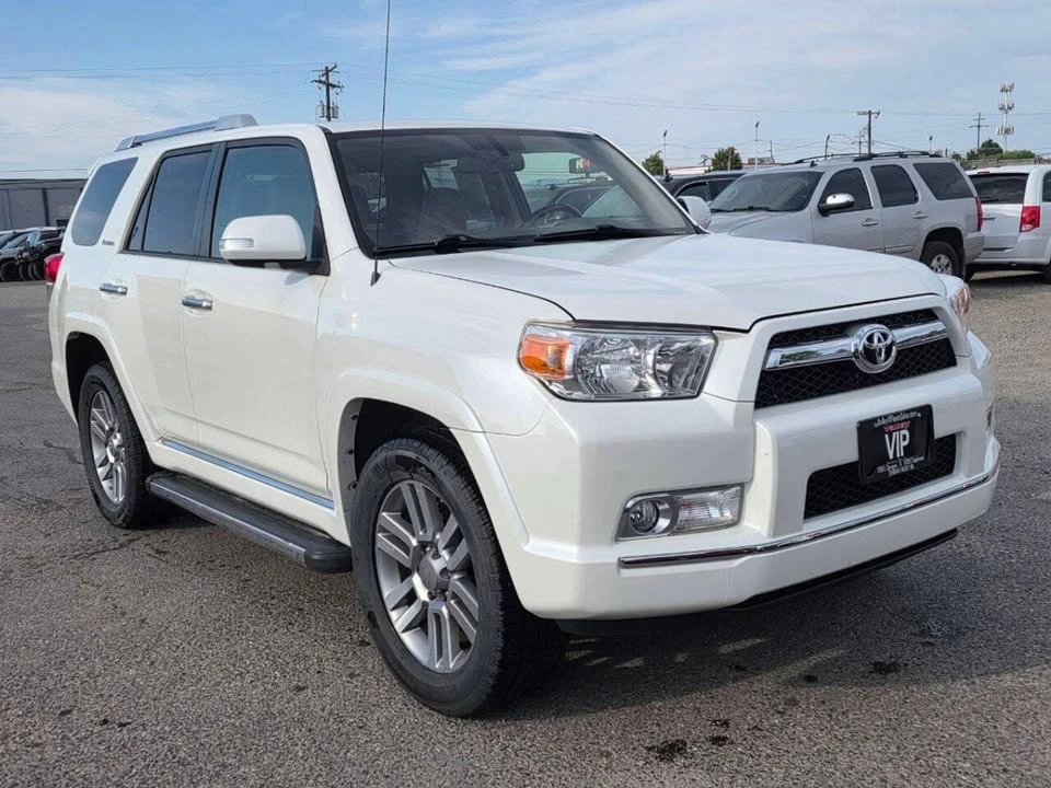 2012 Toyota 4Runner 5th Gen - Image 4 of 20
