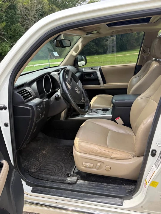 2012 Toyota 4Runner 5th Gen - Image 7 of 10