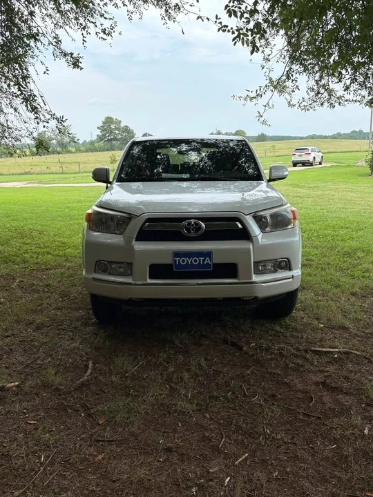 2012 Toyota 4Runner 5th Gen - Image 5 of 10