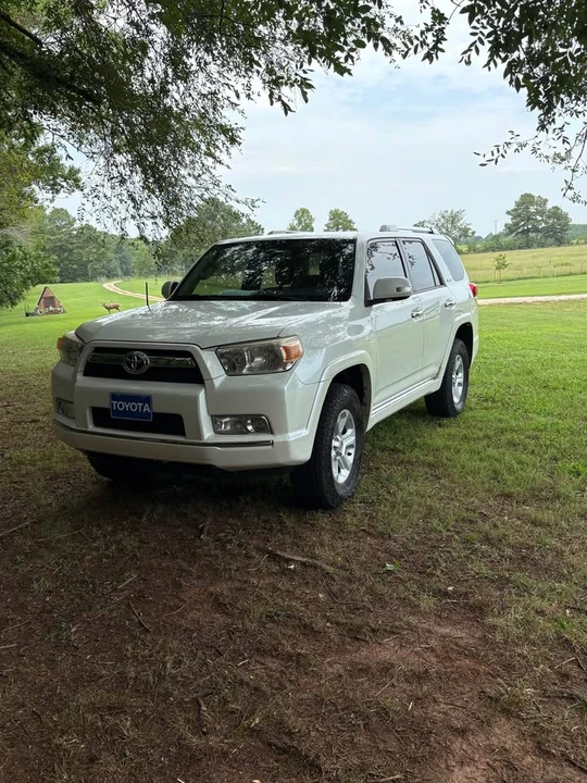 2012 Toyota 4Runner 5th Gen - Image 2 of 10