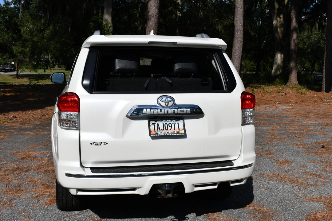 2012 Toyota 4Runner 5th Gen - Image 18 of 31
