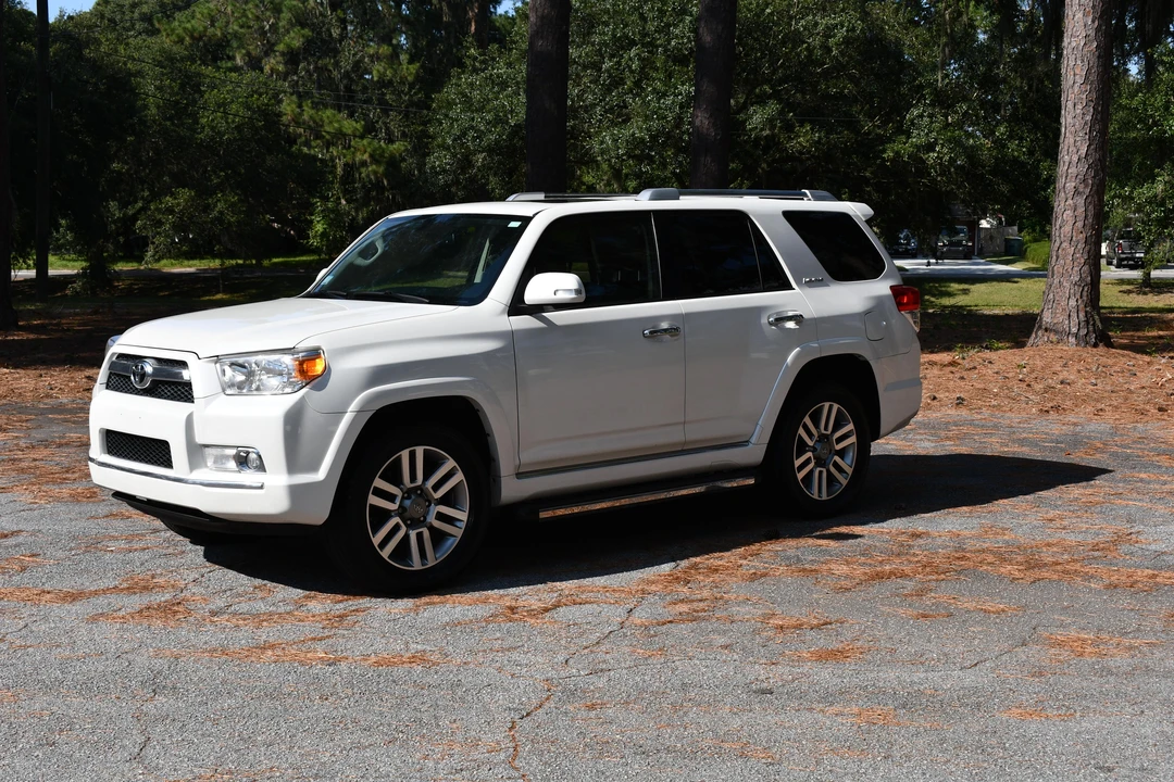 2012 Toyota 4Runner 5th Gen - Image 14 of 31