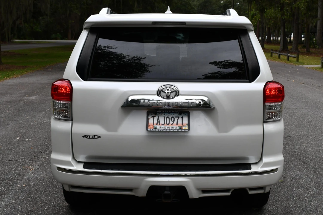 2012 Toyota 4Runner 5th Gen - Image 5 of 31