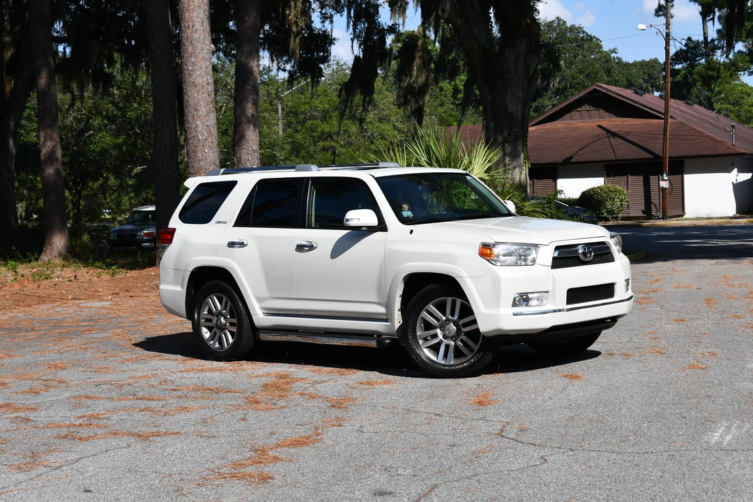 2012 Toyota 4Runner 5th Gen - Image 29 of 31