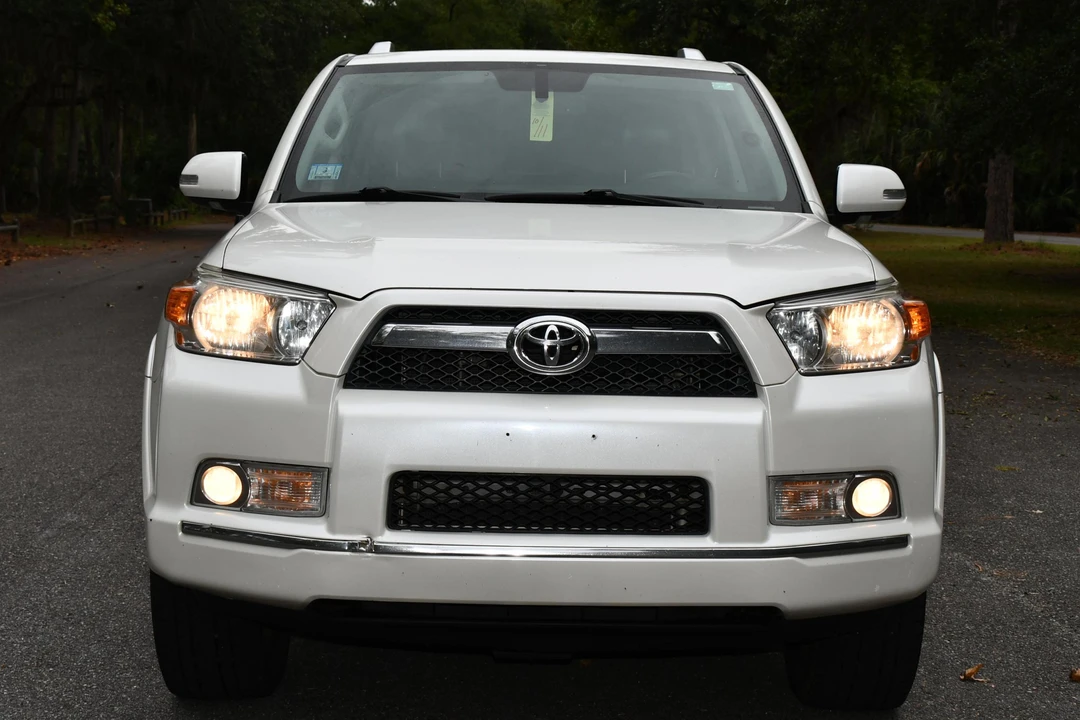 2012 Toyota 4Runner 5th Gen - Image 2 of 31
