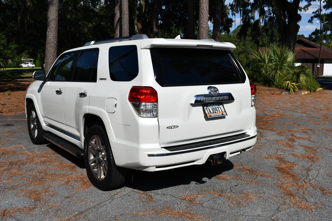 2012 Toyota 4Runner 5th Gen - Image 17 of 31
