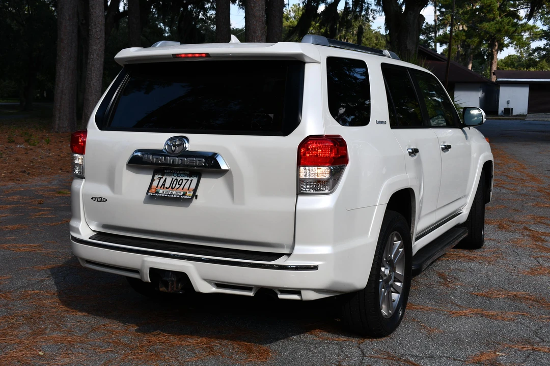 2012 Toyota 4Runner 5th Gen - Image 23 of 31