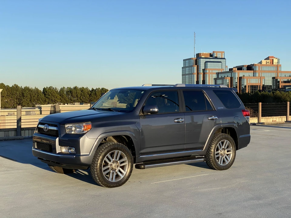 2012 Toyota 4Runner 5th Gen - Image 19 of 29