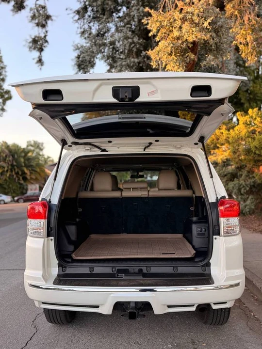 2012 Toyota 4Runner 5th Gen - Image 7 of 13