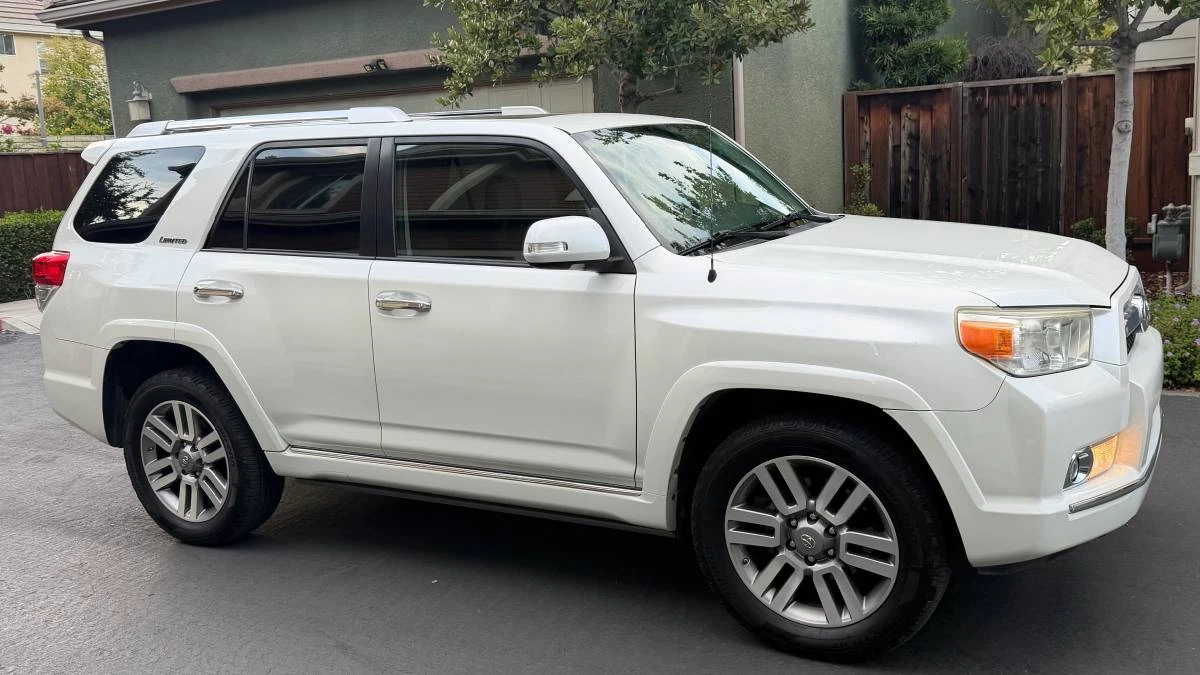 2012 Toyota 4Runner 5th Gen - Image 5 of 18